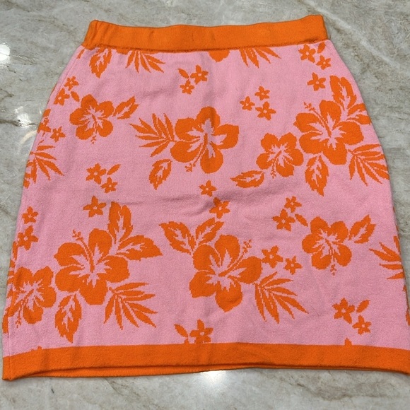 Wild Fable Sweater Knit‎ Mini Skirt | Pink + Orange Jacquard | Size Small - Picture 2 of 8